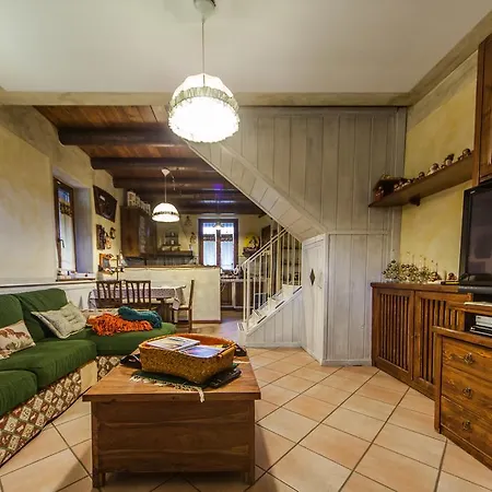 Agriturismo Ca Dla Pia Κατάλυμα σε φάρμα *